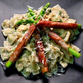 asparagus-wrapped-with-prosciutto-mushroom-cream-sauce-pasta