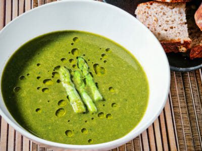 vegan-asparagus-spinach-soup