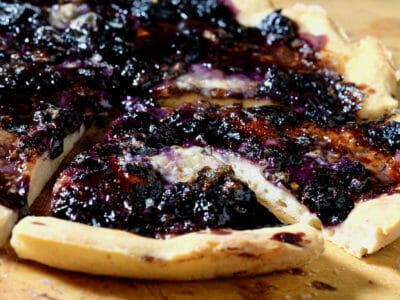 blueberry-blue-cheese-flatbread