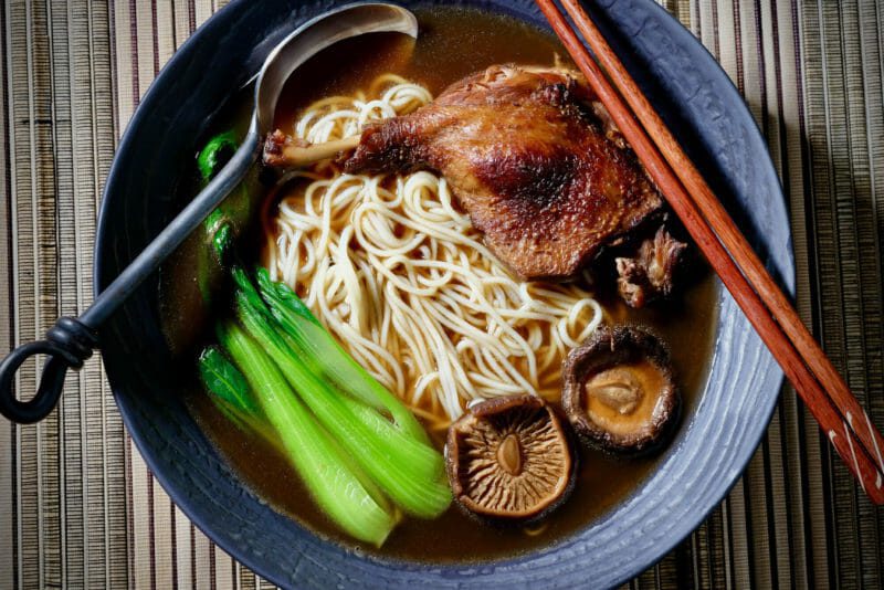 braised-duck-noodle-soup-mi-vit-tiem