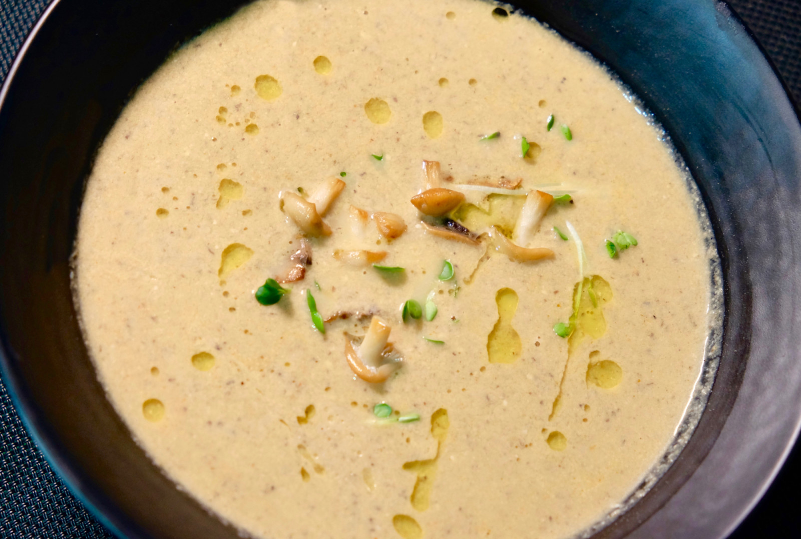 Vegetarian Mushroom Soup with Truffle Oil delectabilia