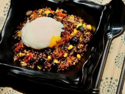 quinoa-salad-with-blueberries