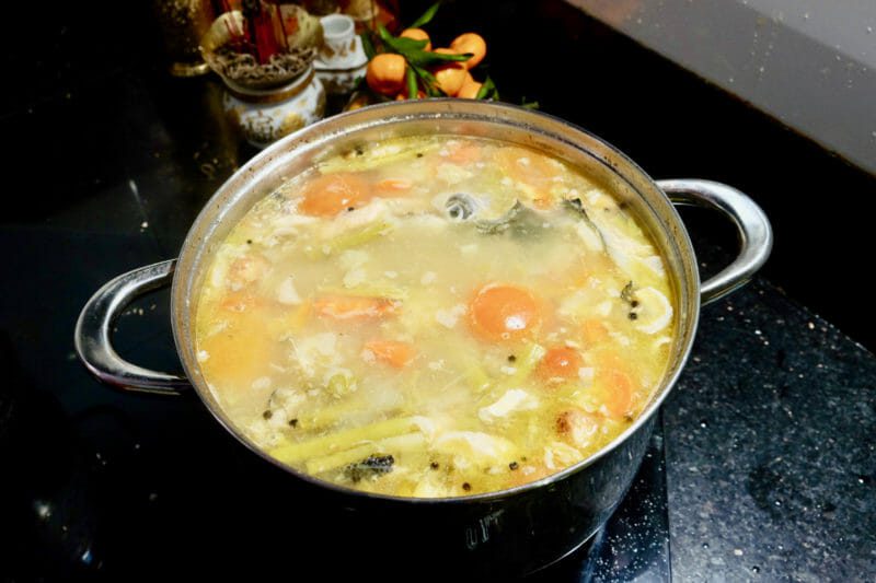 salmon-head-seafood-stock