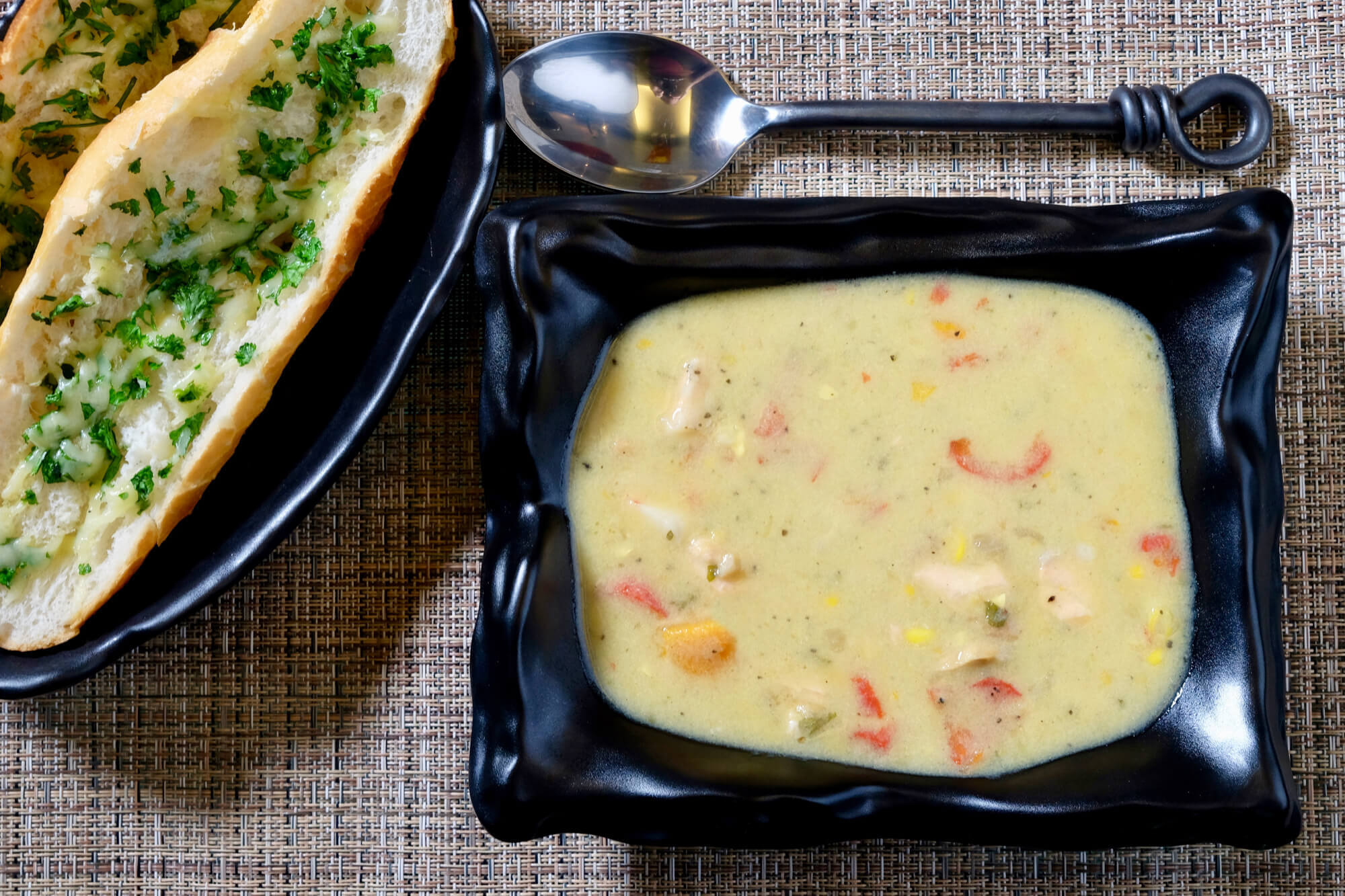 Salmon chowder with coconut milk - delectabilia