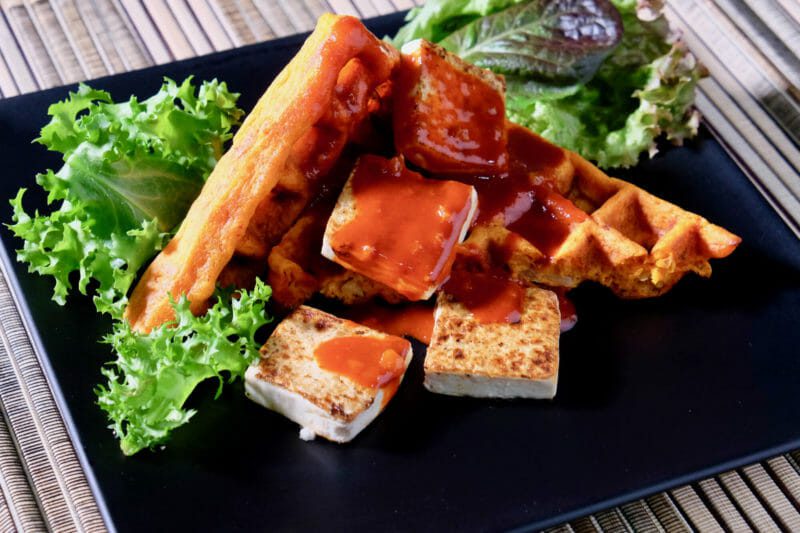 kimchi-jeon-pancakes-waffles-gochujang-sauce