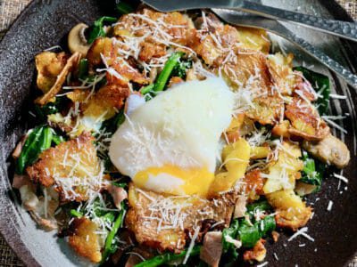 crispy-smashed-potatoes-wilted-spinach-poached-egg