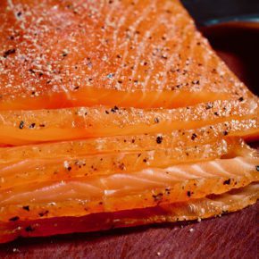 smoky-lapsang-souchong-tea-cured-salmon