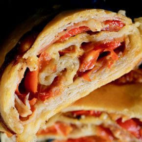 stromboli-prosciutto-camembert-red-peppers-how-to-make-stromboli