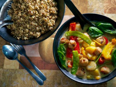 thai-seafood-green-curry-with-quinoa
