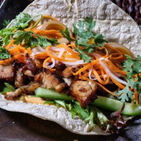 vietnamese-braised-pork-banh-mi-tacos