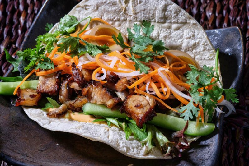 vietnamese-braised-pork-banh-mi-tacos